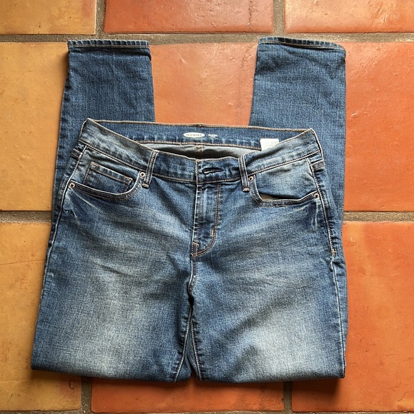 Old navy original skinny jeans - Picture 2 of 2